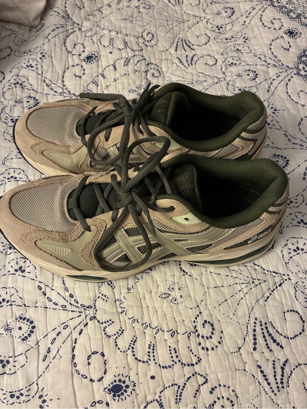Asics Beige and Olive Green Men's Athletic Sneakers - size 8.5